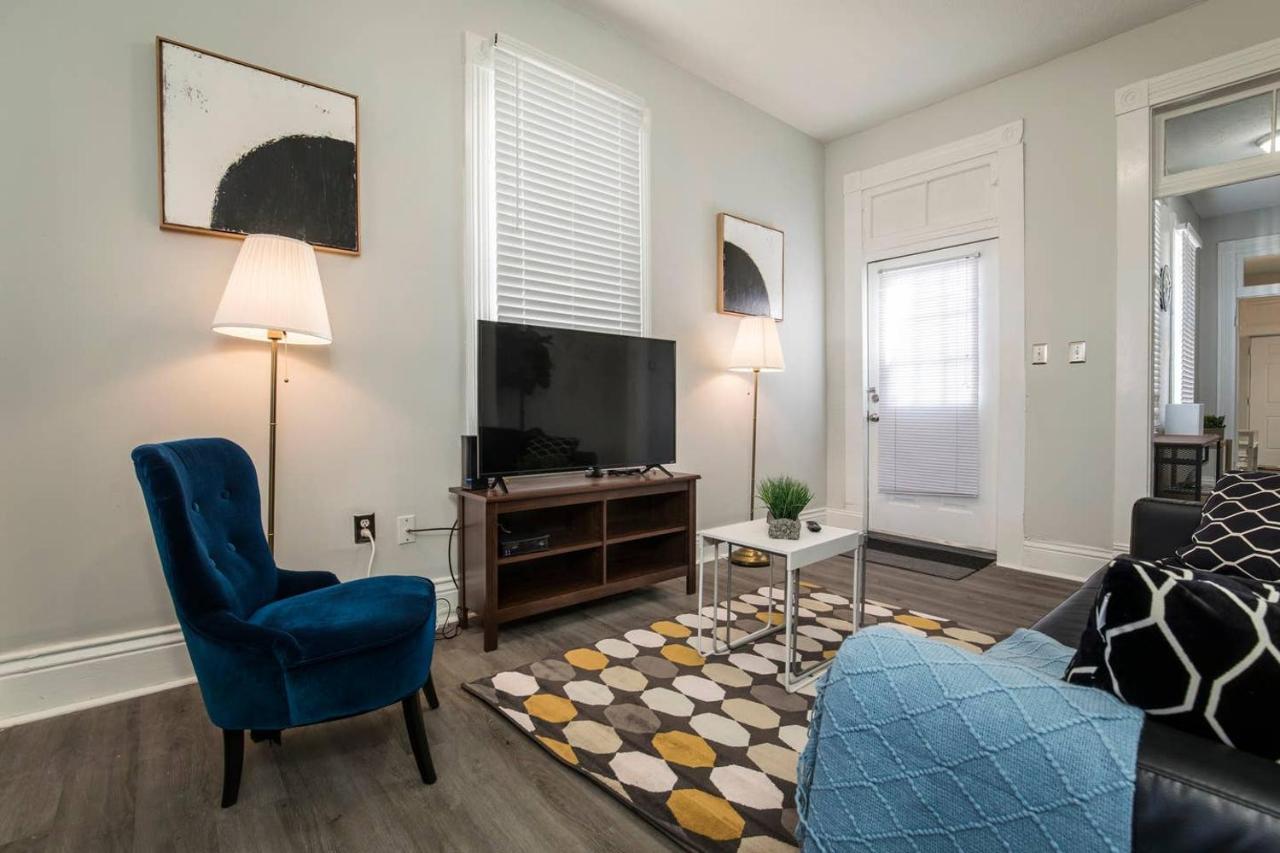 Louisville Dream House 4Br 2Ba By Cozysuites Exteriör bild