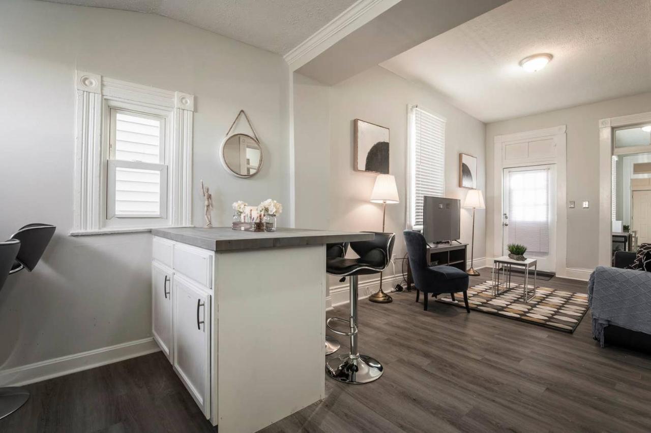 Louisville Dream House 4Br 2Ba By Cozysuites Exteriör bild